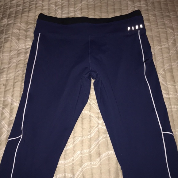 Victoria secrets/pink leggings - Picture 3 of 4